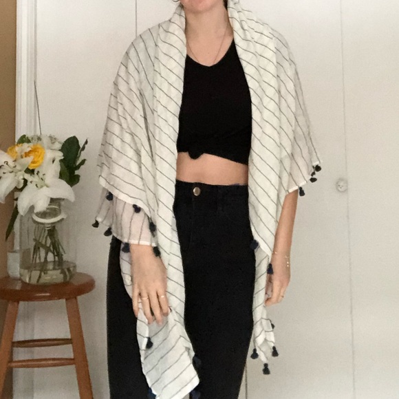 Wilfred Stripped Tassel Shawl - Picture 4 of 5